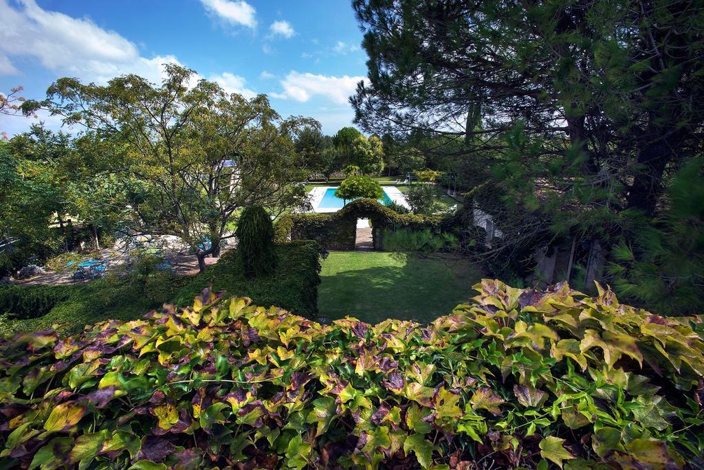Tenuta Sant'Andrea Giuggianello Екстериор снимка