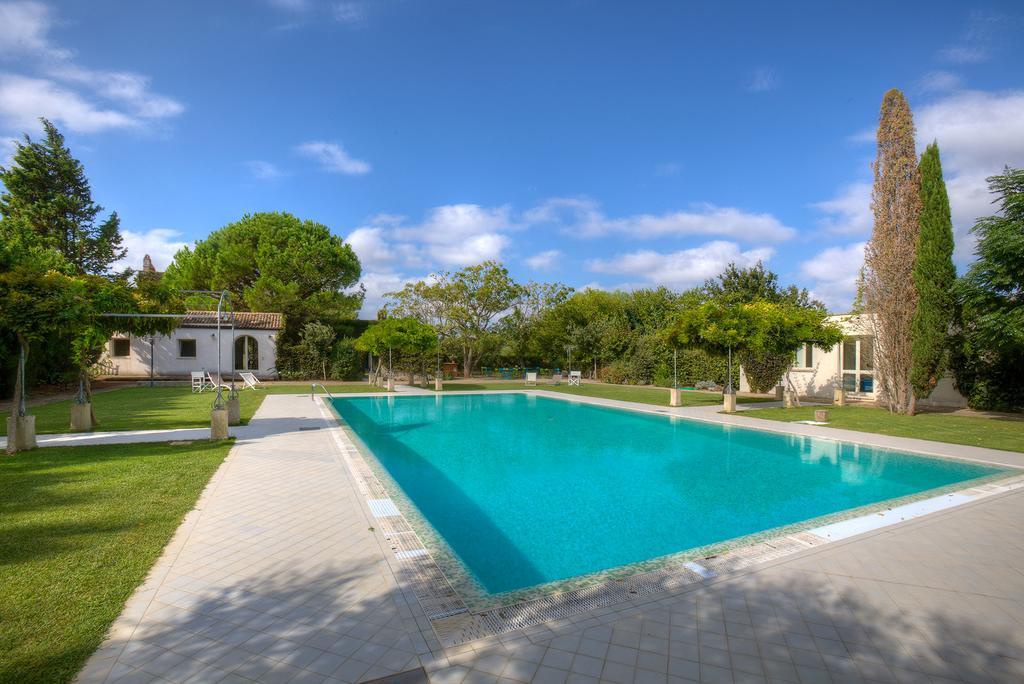 Tenuta Sant'Andrea Giuggianello Екстериор снимка
